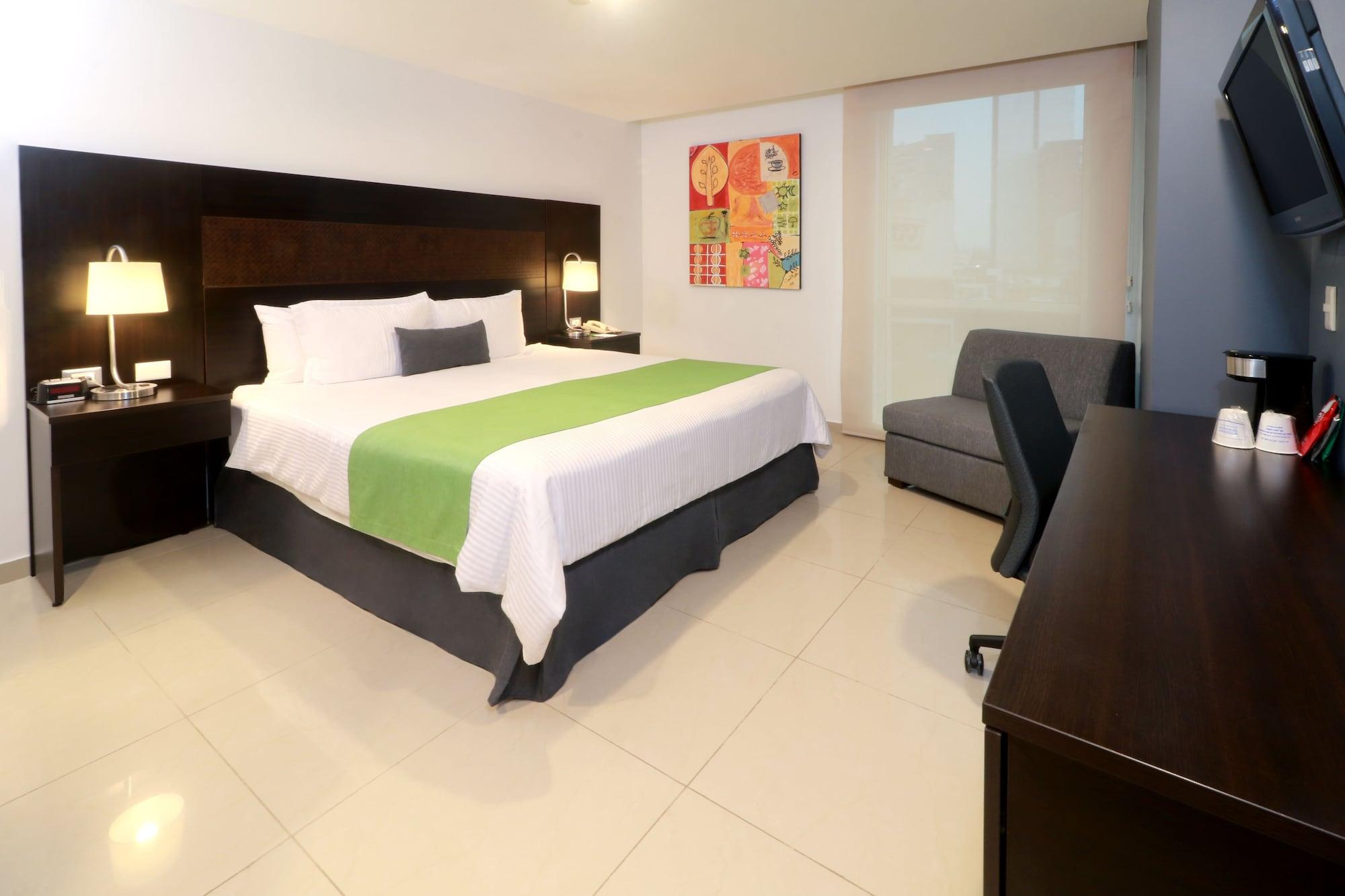 Hotel Wyndham Garden Guadalajara Acueducto à Zapopan Extérieur photo