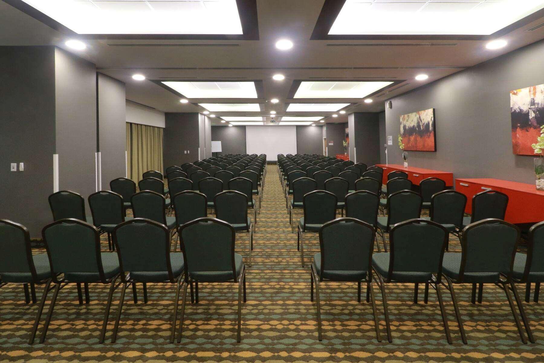 Hotel Wyndham Garden Guadalajara Acueducto à Zapopan Extérieur photo