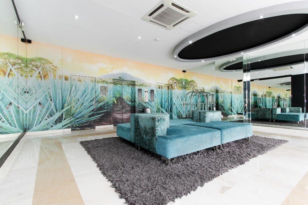Hotel Wyndham Garden Guadalajara Acueducto à Zapopan Extérieur photo