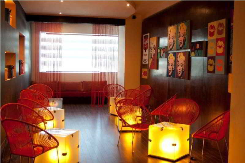 Hotel Wyndham Garden Guadalajara Acueducto à Zapopan Extérieur photo